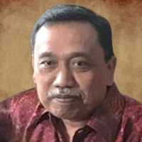 Matius Surahmad
