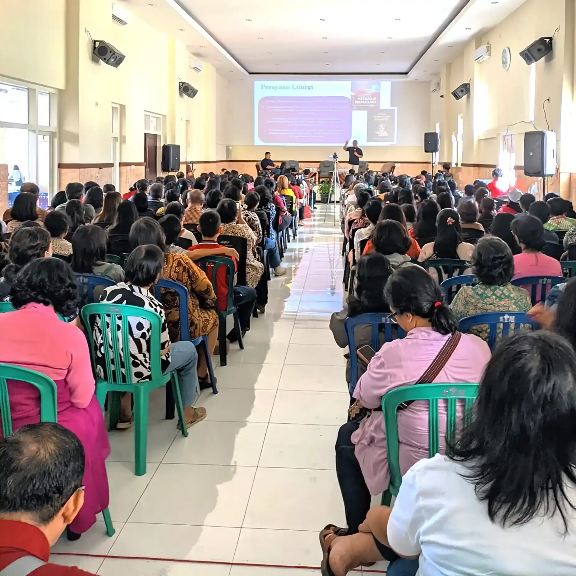 Upgrading Lektor,Mazmur,Organis,Dekor Altar,Dirigen